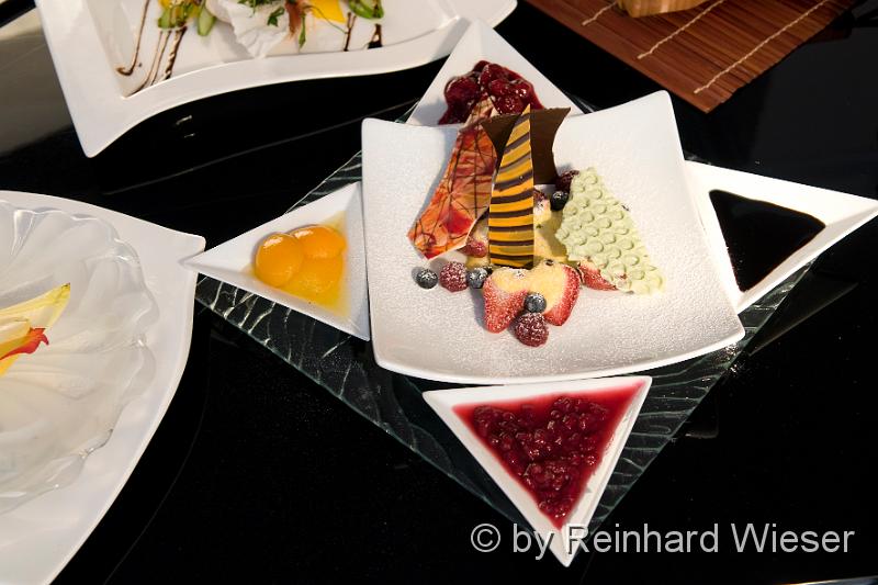 verschieden Speisen_08.jpg - Dessert Teller von Küchenchef Franz Huick